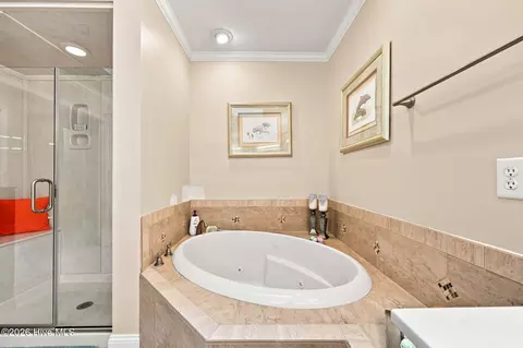 Bath - 885 Monticello Dr, Pinehurst, NC 28374 photo 3 of 4