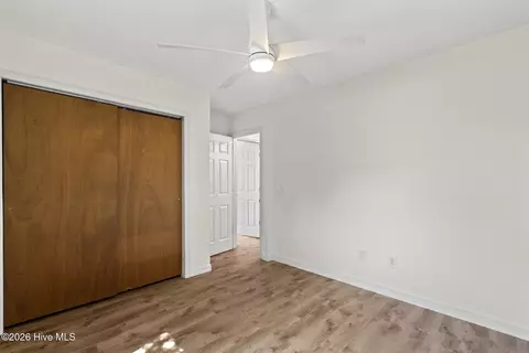 Bedroom - 1815 Watts Landing Rd, Hampstead, NC 28443 photo 3 of 5