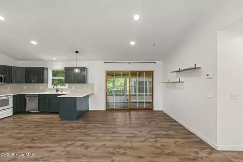Living - 1815 Watts Landing Rd, Hampstead, NC 28443 photo 6 of 8
