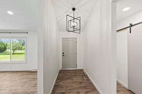 Entry Way - 1815 Watts Landing Rd, Hampstead, NC 28443 photo 1 of 1