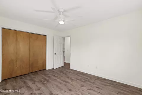 Bedroom - 1815 Watts Landing Rd, Hampstead, NC 28443 photo 5 of 5