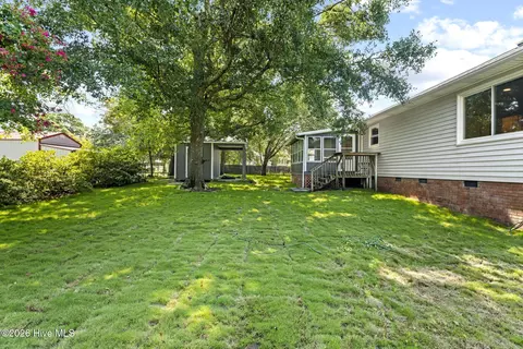 Exterior - 1815 Watts Landing Rd, Hampstead, NC 28443 photo 4 of 7