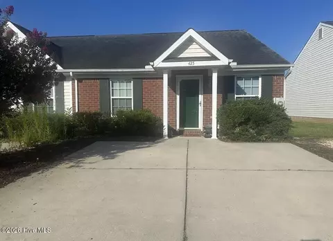 425 Flowing Creek Dr, Evans, GA 30809