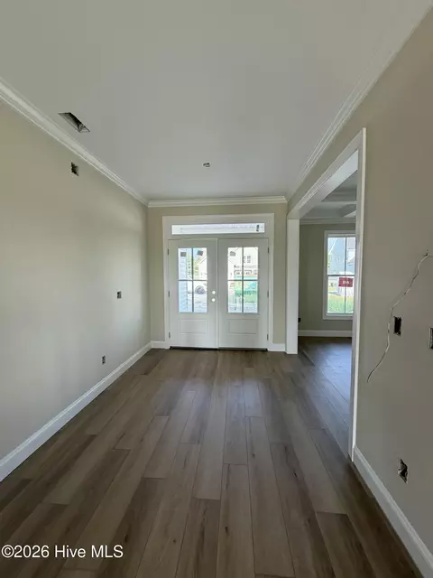 Entry Way - 819 Tupelo Tree Dr, Hubert, NC 28539 photo 2 of 3