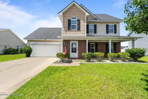 156 Lochwood Dr, Raeford, NC 28376