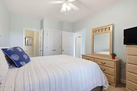 Bedroom - 1701 Salter Path Rd #103F, Salter Path, NC 28575 photo 3 of 6
