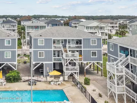 445 E Second St #7, Ocean Isle Beach, NC 28469