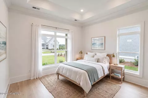 360 E Wayfinder Ln, Hampstead, NC 28443 photo 7