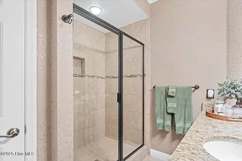 Bath - 240 Cochrane Castle Cir #E, Pinehurst, NC 28374 photo 2 of 4