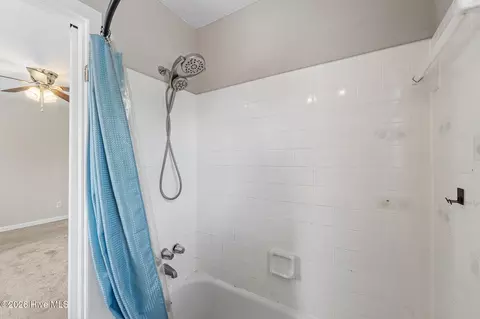 Bath - 623 Thomas Dr, Martinez, GA 30907 photo 3 of 3