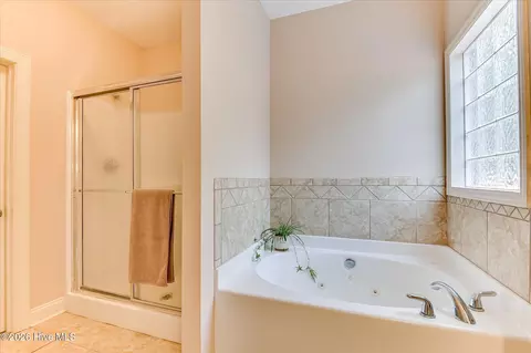 Bath - 4151 Day Rd, Martinez, GA 30907 photo 3 of 4