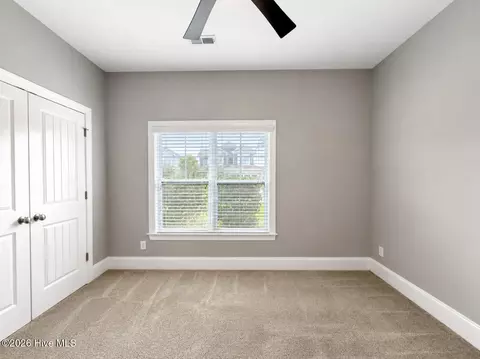 Bedroom - 40 Evergreen Ln, Hampstead, NC 28443 photo 4 of 7