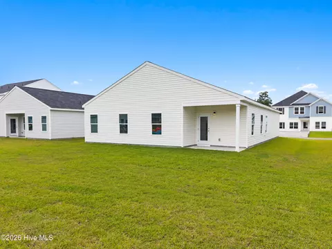 1153 Garland Lake Cir SW, Supply, NC 28462