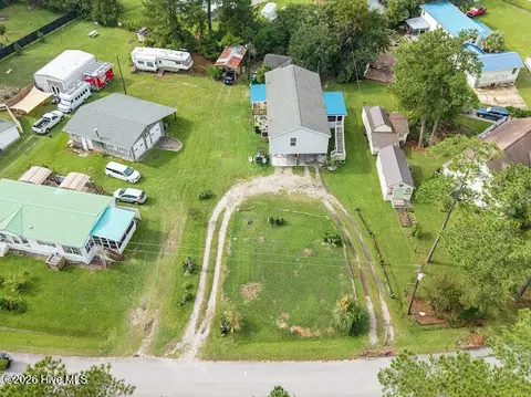 131 Circle Dr, Cedar Point, NC 28584 photo 5