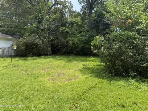 Exterior - 208 Crescent Dr, Windsor, NC 27983 photo 6 of 7