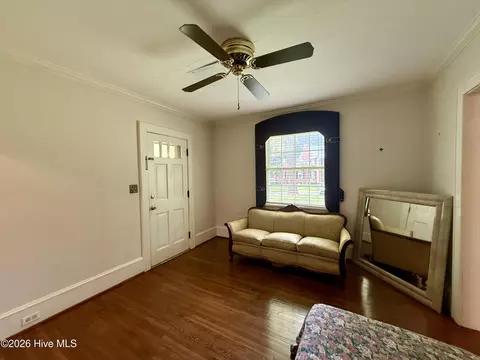 Living - 208 Crescent Dr, Windsor, NC 27983 photo 1 of 4