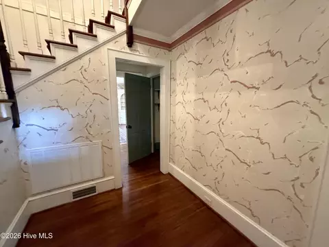 Entry Way - 208 Crescent Dr, Windsor, NC 27983 photo 2 of 8