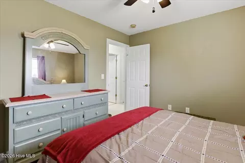 Bedroom - 993 Aspen Ridge Ct, Deep Run, NC 28525 photo 2 of 4