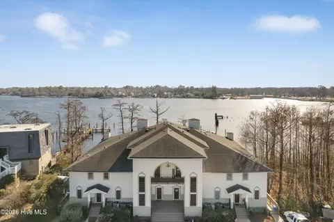 9 Gardner Point Dr #9, Elizabeth City, NC 27909
