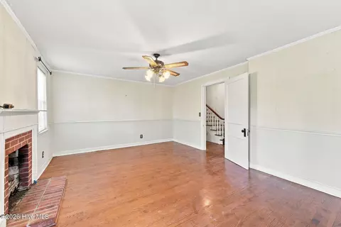 Living - 846 Nobles Mill Rd, Deep Run, NC 28525 photo 2 of 4
