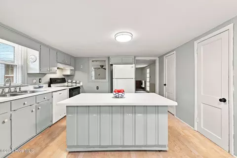 Kitchen - 846 Nobles Mill Rd, Deep Run, NC 28525 photo 1 of 3