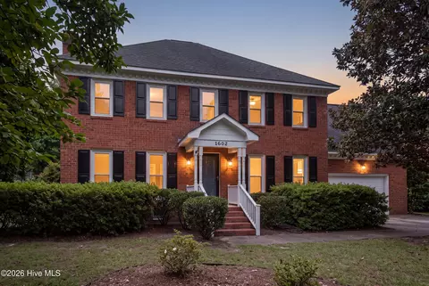 1602 Woodwind Dr, Greenville, NC 27858