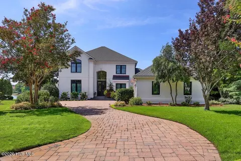 2001 Northstar Pl, Wilmington, NC 28405