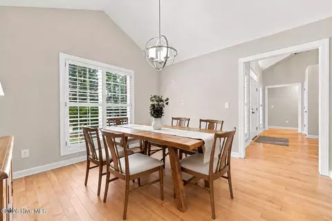 Dining - 9 Moore Dr, Pinehurst, NC 28374 photo 1 of 3