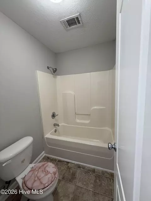Bath - 4324 E Barcelona Way, Augusta, GA 30906 photo 7 of 8