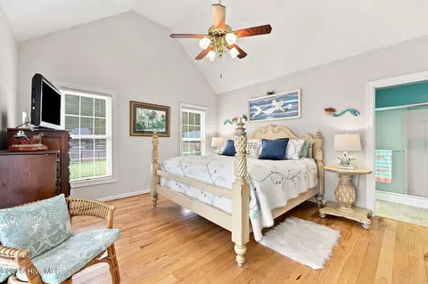 Bedroom - 218 Heron Ln, Bath, NC 27808 photo 5 of 8