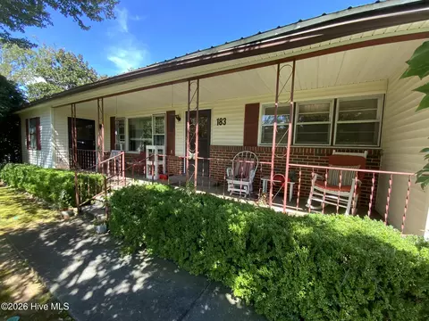 183 Colvard Ave, Andrews, NC 28901