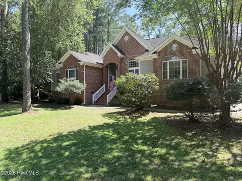608 Pamlico River Dr, Washington, NC 27889