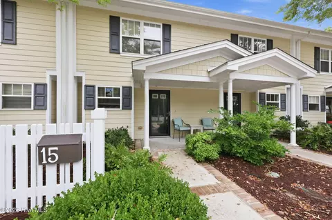 1308 Ann St #15, Beaufort, NC 28516