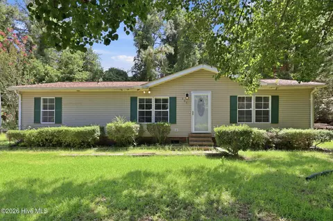 905 S Hardin St, Southern Pines, NC 28387
