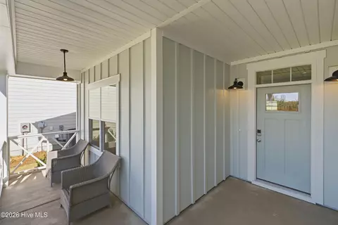 Exterior - 1211 Juno Dr, Wilmington, NC 28411 photo 4 of 7