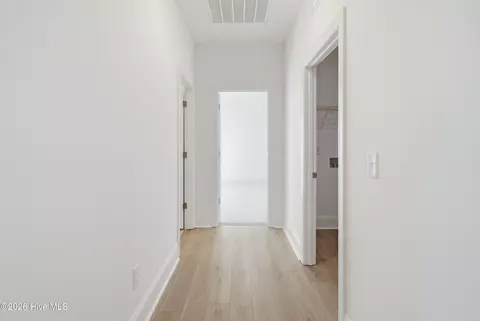 Entry Way - 1211 Juno Dr, Wilmington, NC 28411 photo 2 of 3