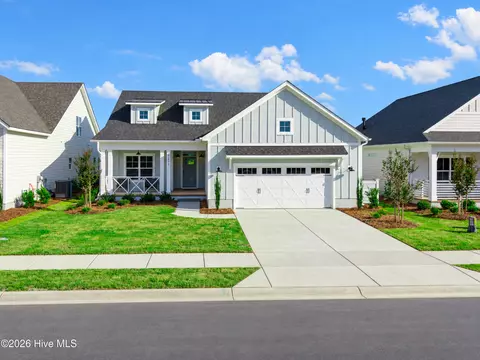Exterior - 1211 Juno Dr, Wilmington, NC 28411 photo 2 of 7