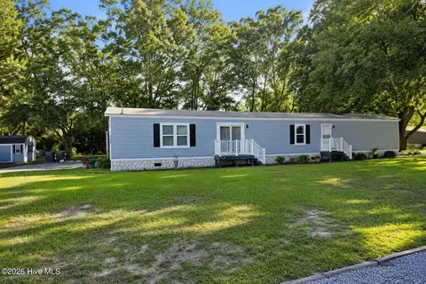 208 Branson Way, Holly Ridge, NC 28445