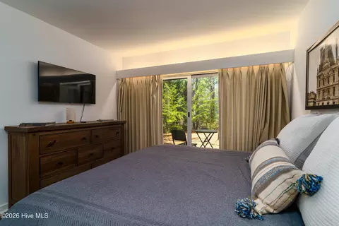 Bedroom - 20 Pine Valley Cir, Pinehurst, NC 28374 photo 7 of 7