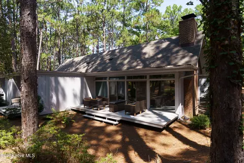 Exterior - 20 Pine Valley Cir, Pinehurst, NC 28374 photo 6 of 19