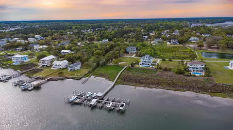 15 Shipyard Ln, Hampstead, NC 28443 photo 8