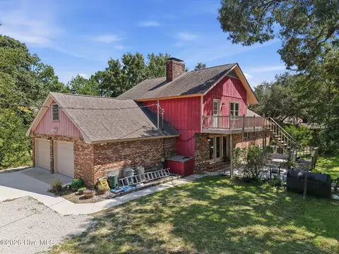 Exterior - 430 Hughes Rd, Hampstead, NC 28443 photo 16 of 17
