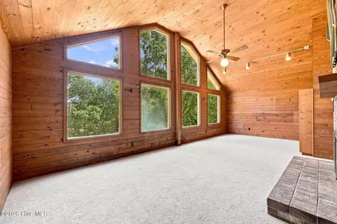 Living - 430 Hughes Rd, Hampstead, NC 28443 photo 6 of 7