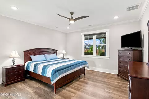 Bedroom - 39 Stratford Pl, Hampstead, NC 28443 photo 1 of 5