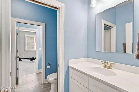 Bath - 39 Stratford Pl, Hampstead, NC 28443 photo 5 of 7