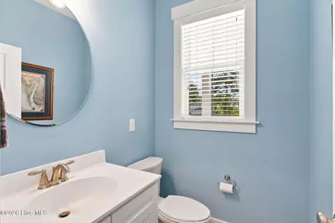 Bath - 39 Stratford Pl, Hampstead, NC 28443 photo 6 of 7