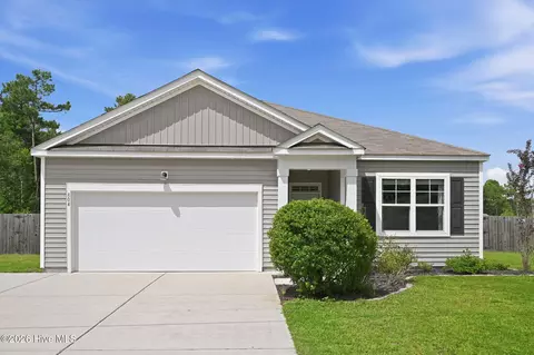 804 Lenox Dr, Holly Ridge, NC 28445