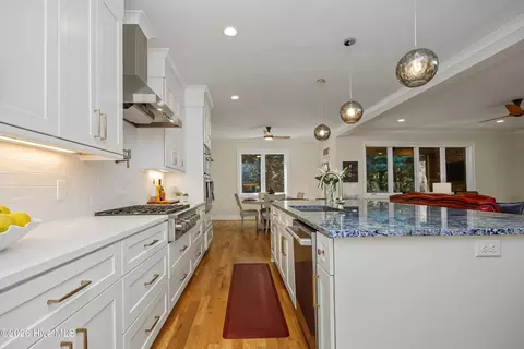 Kitchen - 1 Castle Bridge Ct, Pinehurst, NC 28374 photo 6 of 7