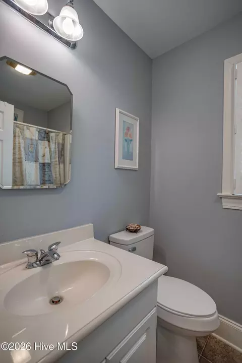 Bath - 95 Waters Edge Dr, Chocowinity, NC 27817 photo 5 of 6