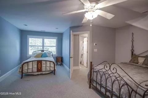 Bedroom - 95 Waters Edge Dr, Chocowinity, NC 27817 photo 3 of 6